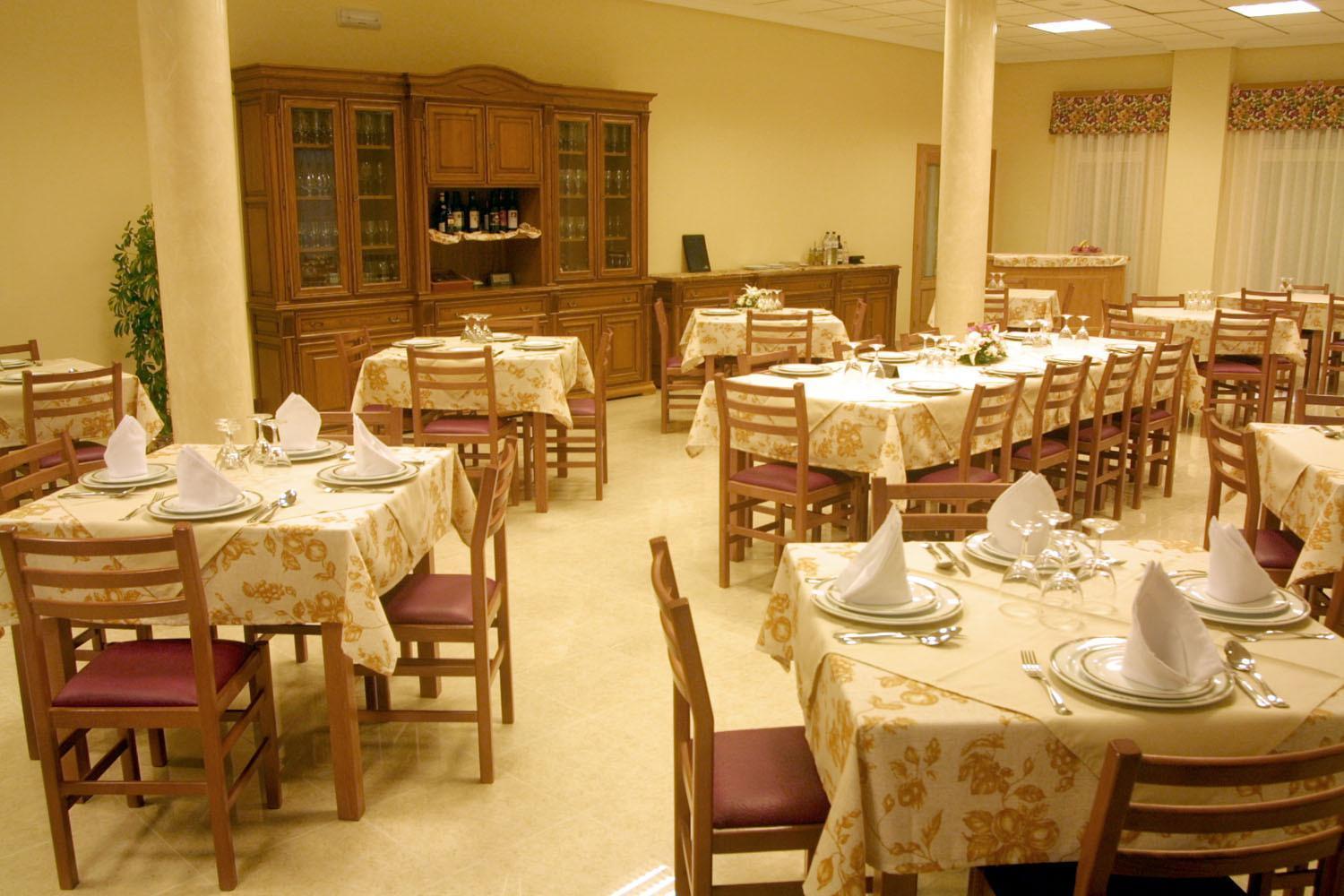 Hostal Castilla Benavente Bagian luar foto