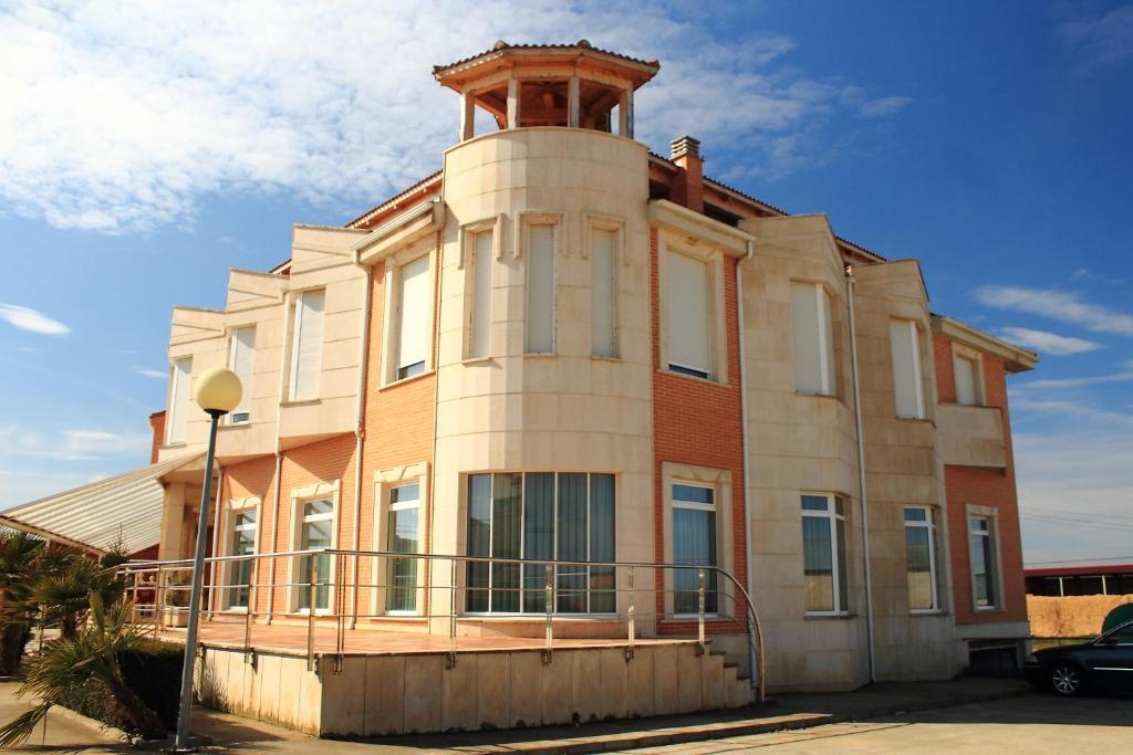 Hostal Castilla Benavente Bagian luar foto